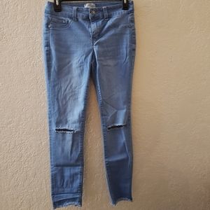 Jeggings, light washed, knee slits, medium